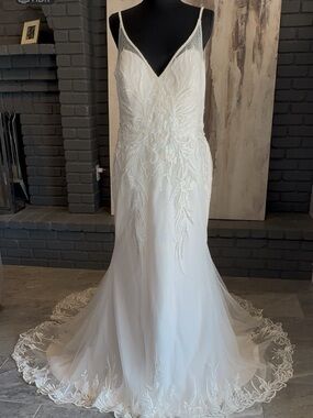 NEW WITH TAGS Luella - Sottero and Midgley
